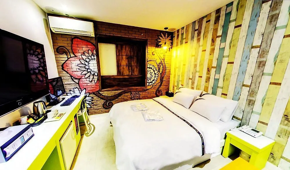 Max Hotel Seoul 2*,