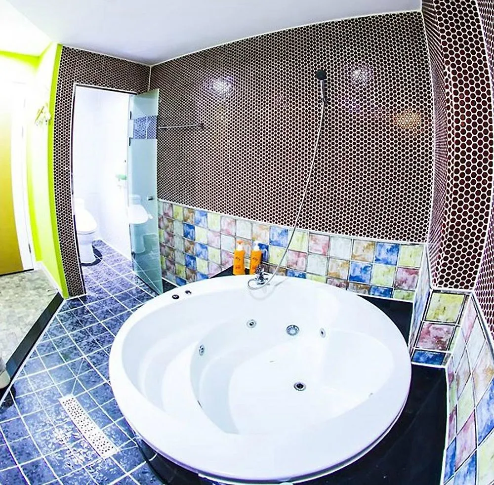 Max Hotel Seoul 2*,